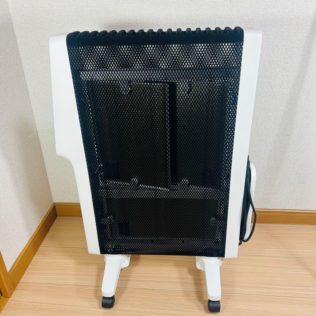 【2025年製　siroca シロカ SN-M451 遠赤軽量ヒーター かるポカ