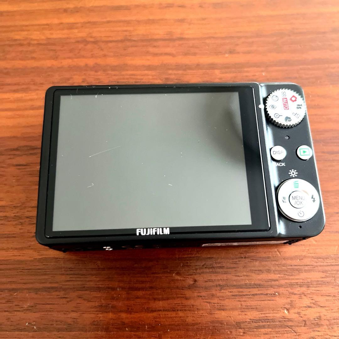 【美品】富士フイルム FINEPIX J250 デジカメ
