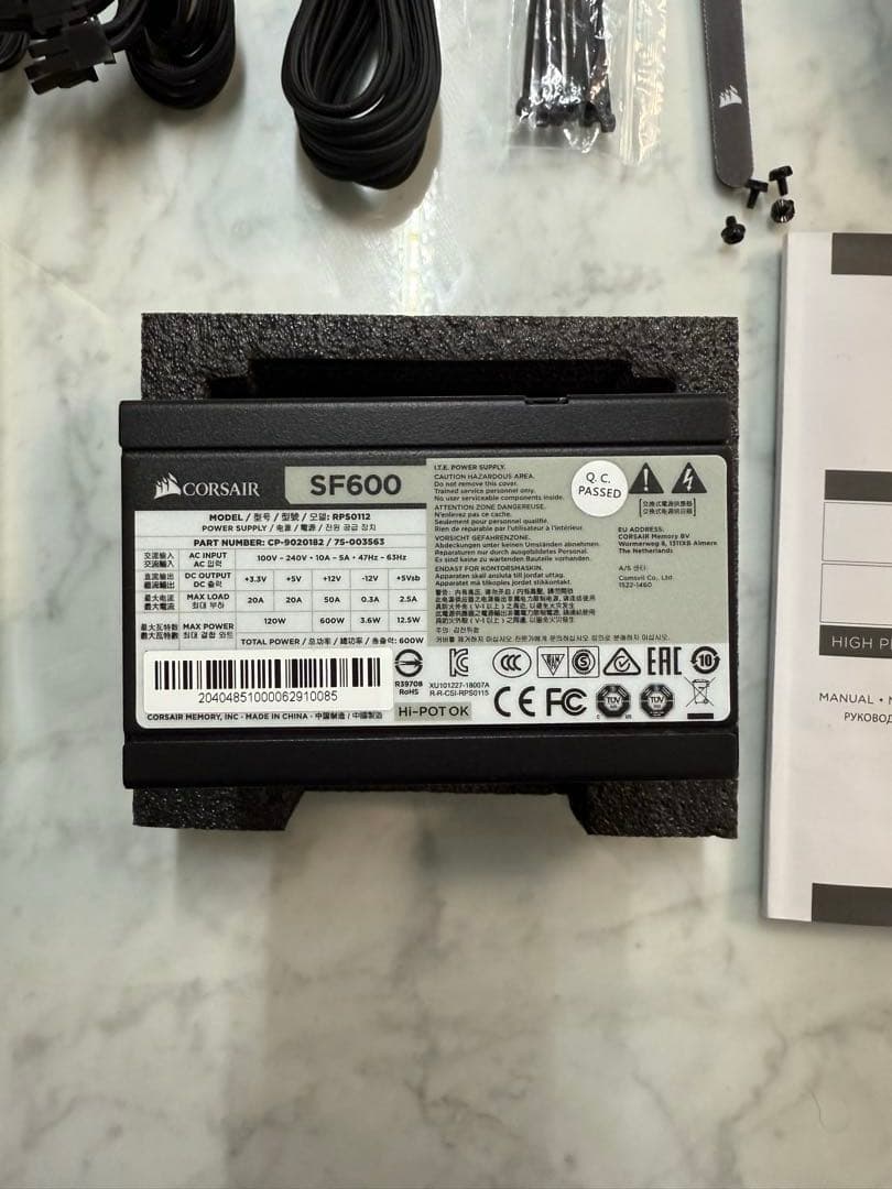 Corsair SF600 600W SFX電源ユニット　コルセアPSU