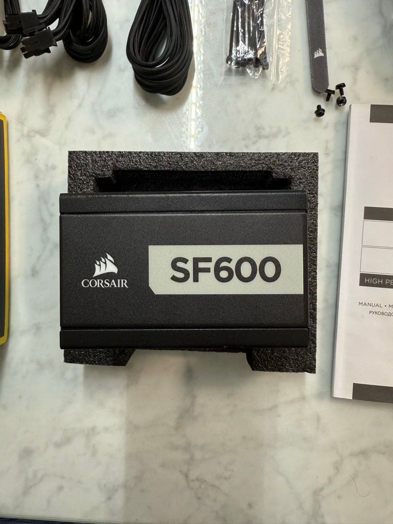 Corsair SF600 600W SFX電源ユニット　コルセアPSU