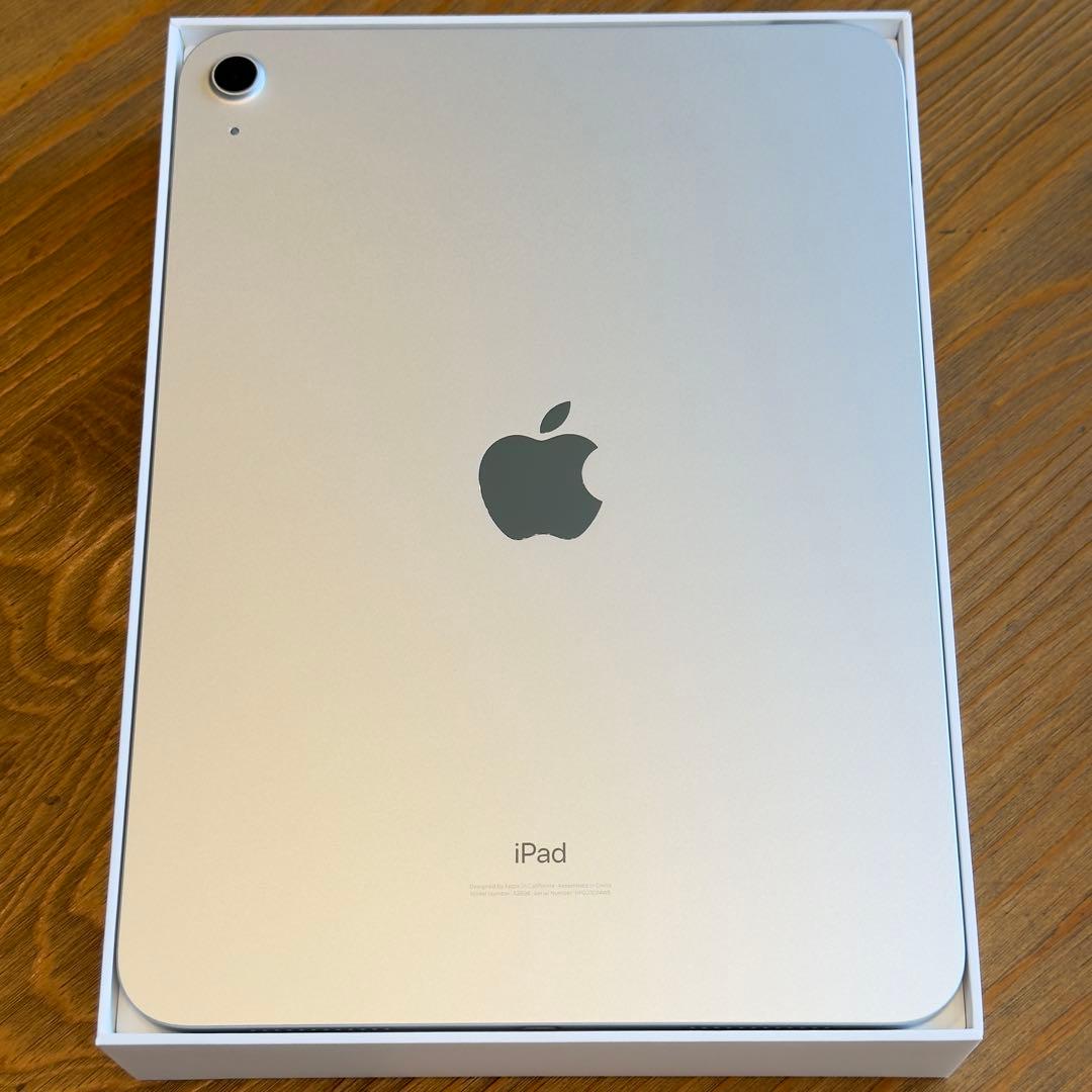 iPad 第10世代 64GB シルバー 美品 箱付き
