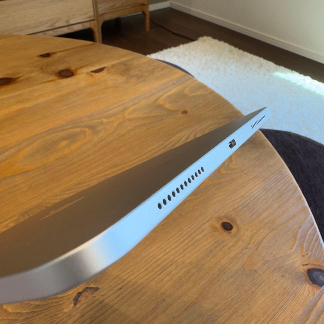 iPad 第10世代 64GB シルバー 美品 箱付き