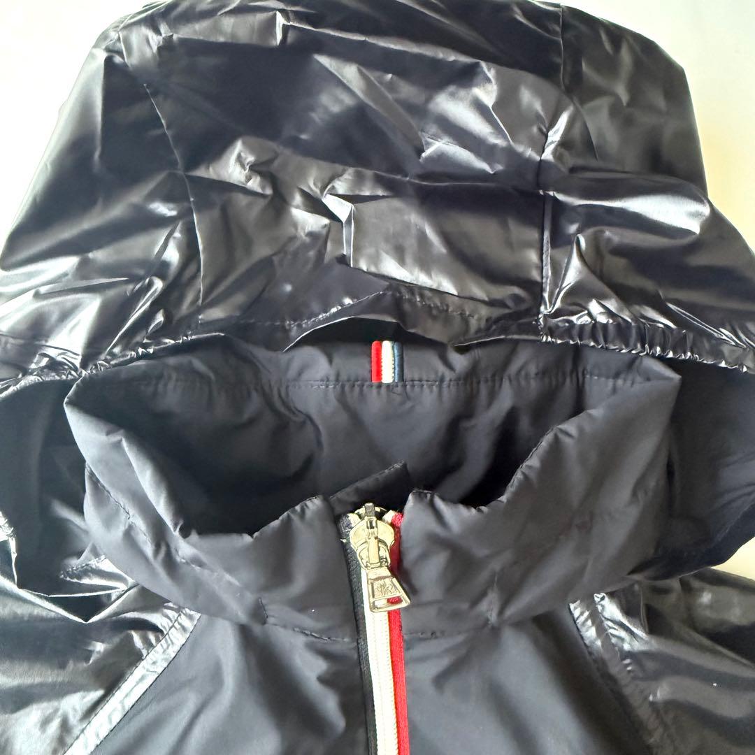 【子供服】MONCLER フード付きジャケット ネイビー130cm