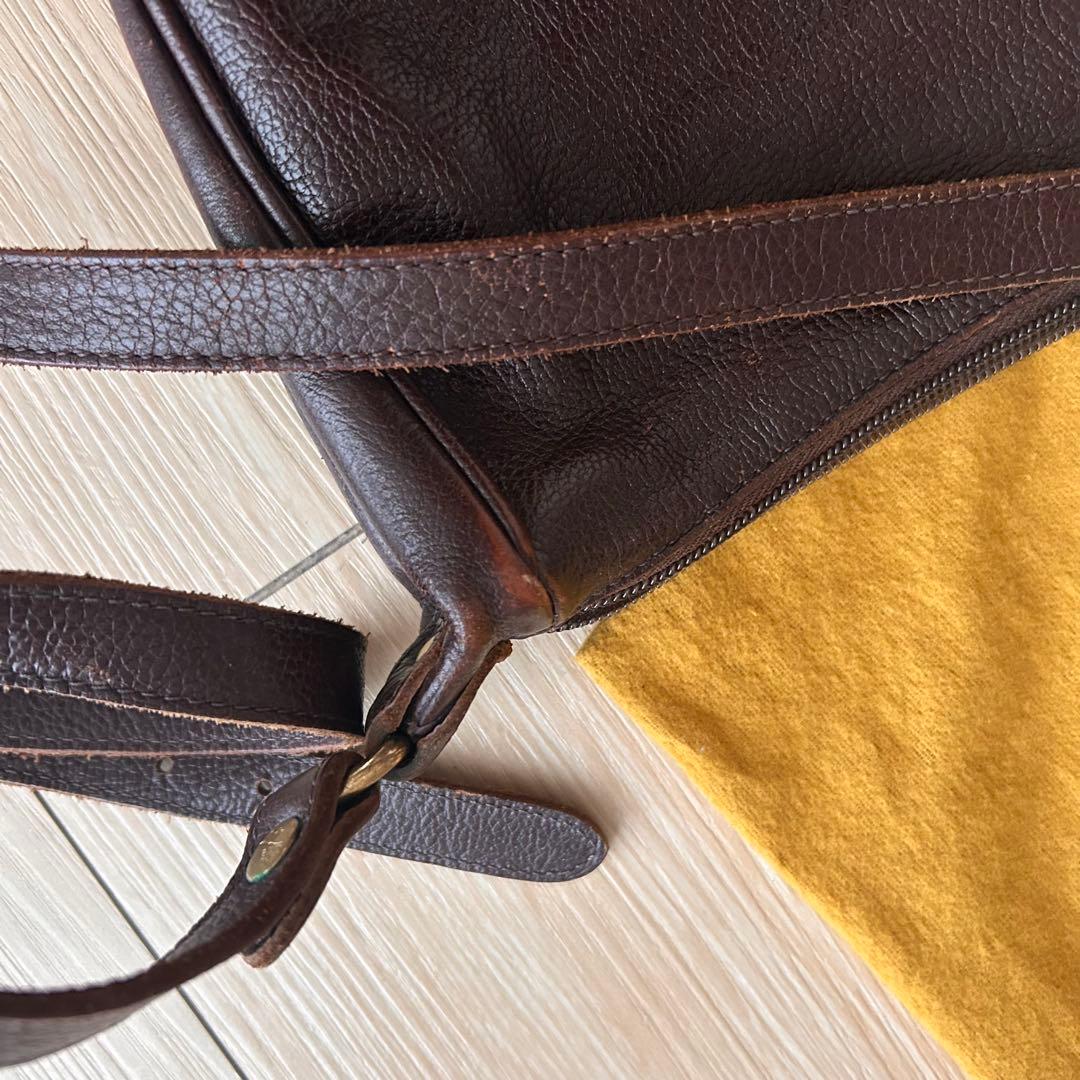 希少・美品｜IL BISONTE イルビゾンテ レザーショルダーバッグ 即購入可