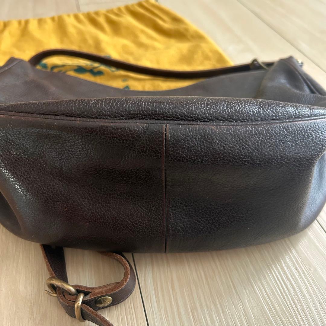 希少・美品｜IL BISONTE イルビゾンテ レザーショルダーバッグ 即購入可