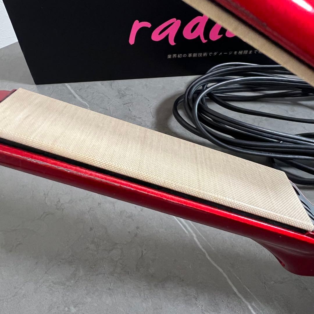 radiant ラディアント　ヘアアイロン　ストレートアイロン