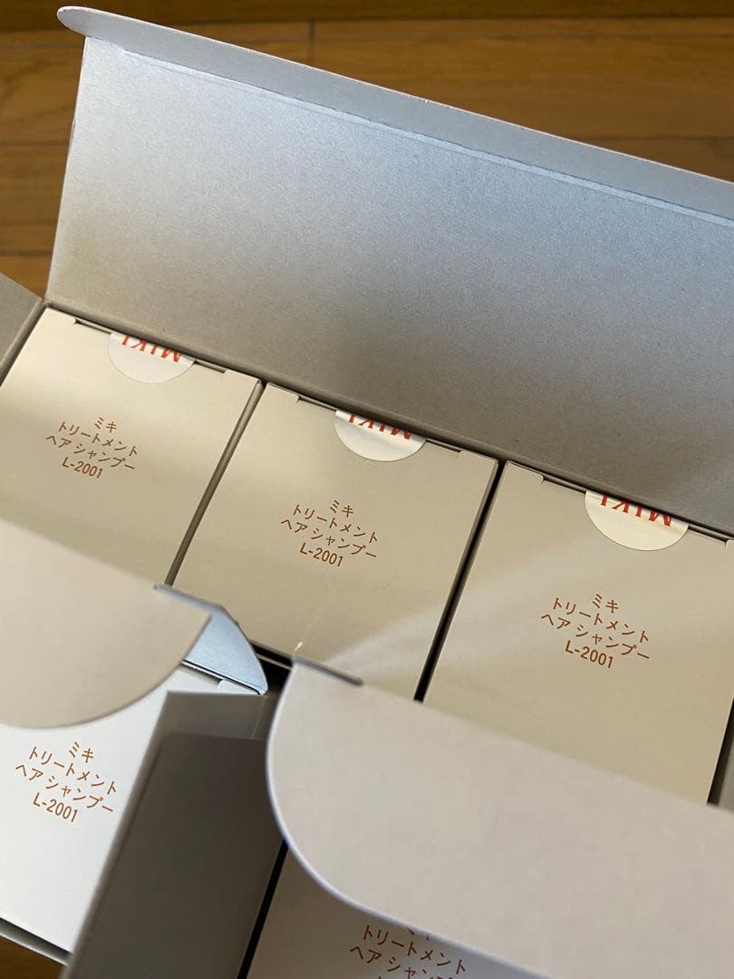 【新品】MIKI トリートメントヘアシャンプー L-2001 300ml 9本