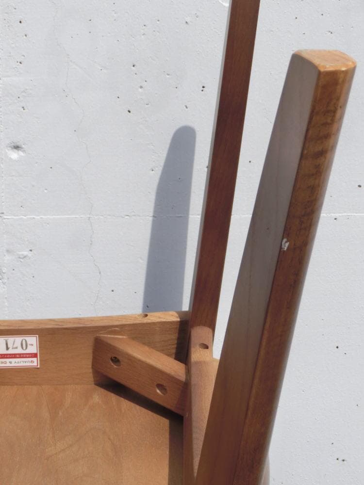 まあまあ美品　飛騨 イバタ インテリア　ダイニングチェア　座面が広い イス　椅子