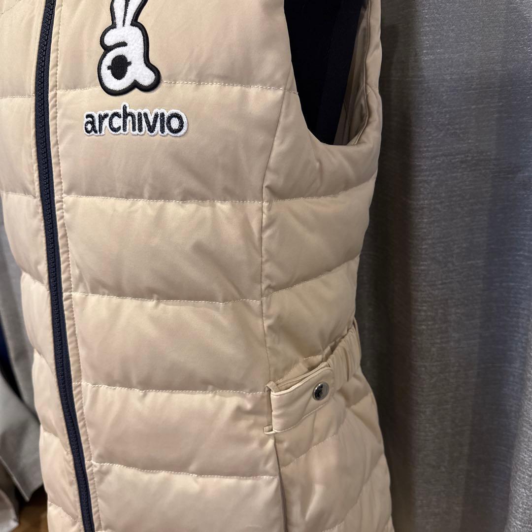 美品★archivio フード付きダウンベスト ベージュ