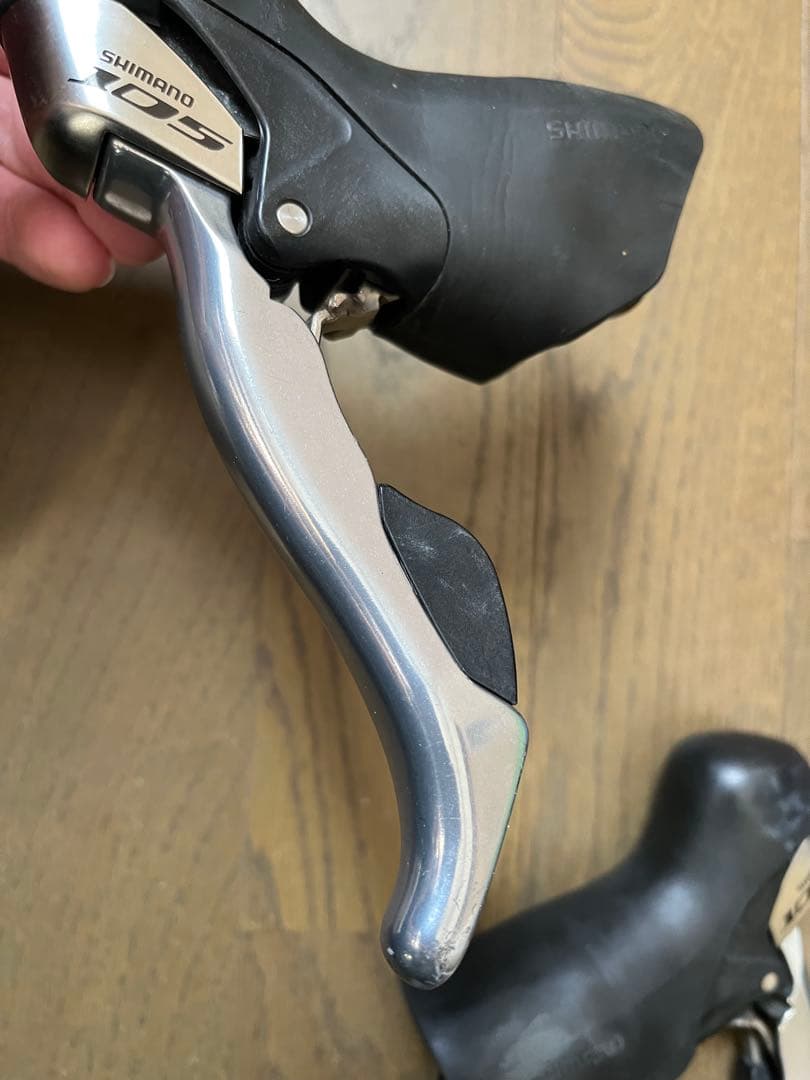 Shimano 105 5700 シフター ダブルレバー
