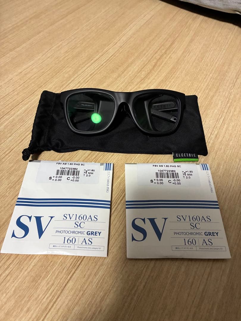 ELECTRIC サングラス JJF12 MATTEBLACK / 調光レンズ