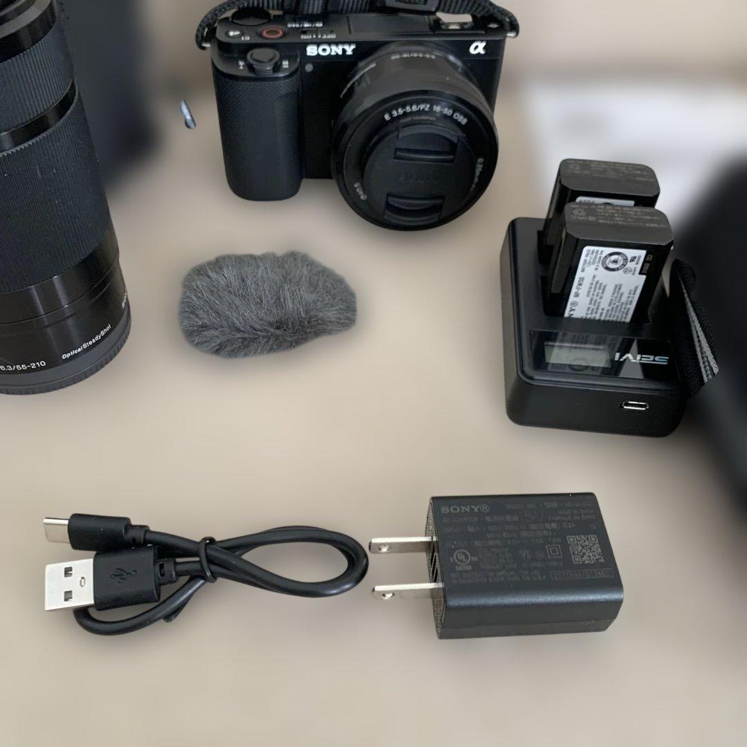 SONY VLOGCAM ZV-E10 ダブルズームレンズキット ブラック