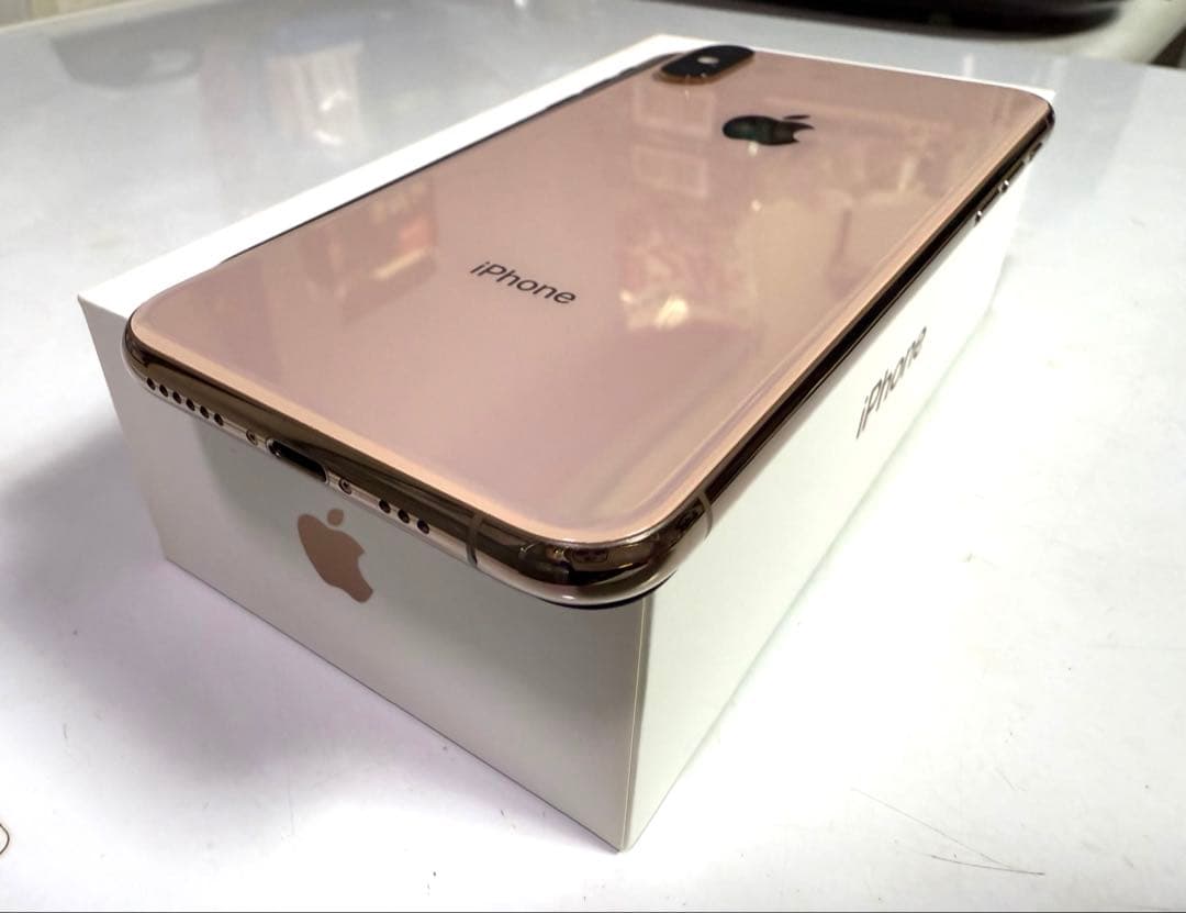 美品 iPhone Xs ゴールド 256GB 付属品未使用 SIMフリー