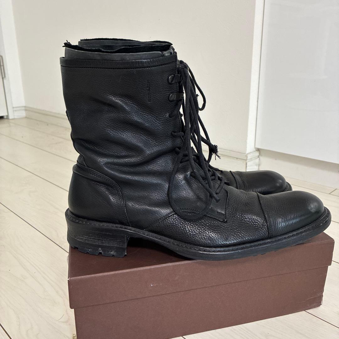 ブラックレザーブーツ