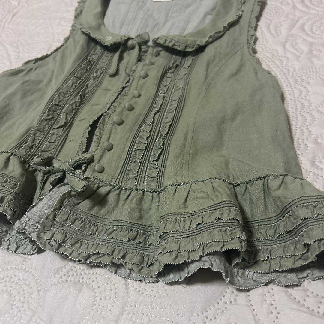 ピンクハウス　オリーブグリーン フリル ベスト