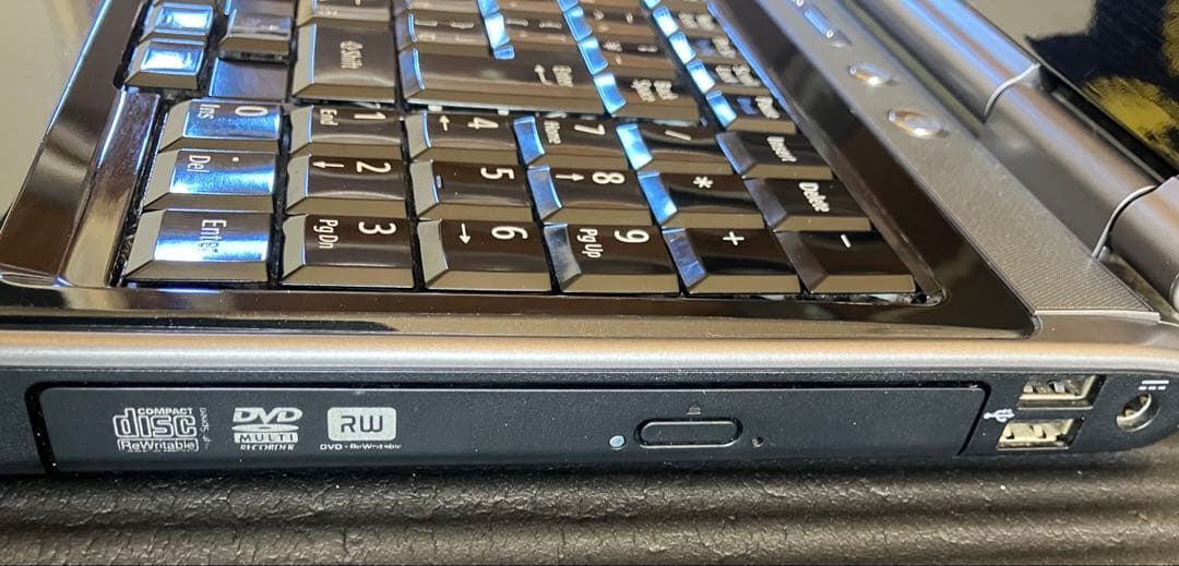 NEC LaVie ノートPC Windows 7 LL550/W