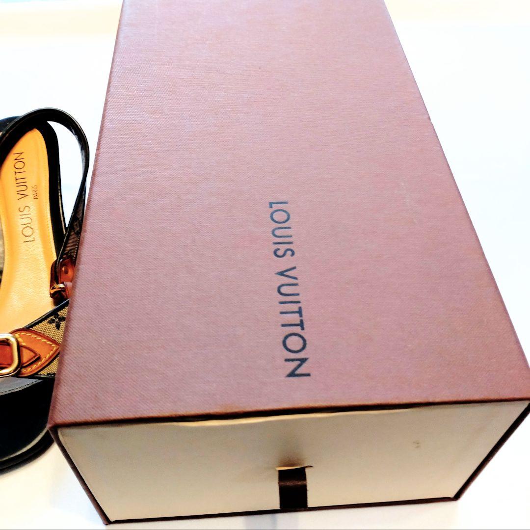 美品箱付きルイヴィトンのサンダル