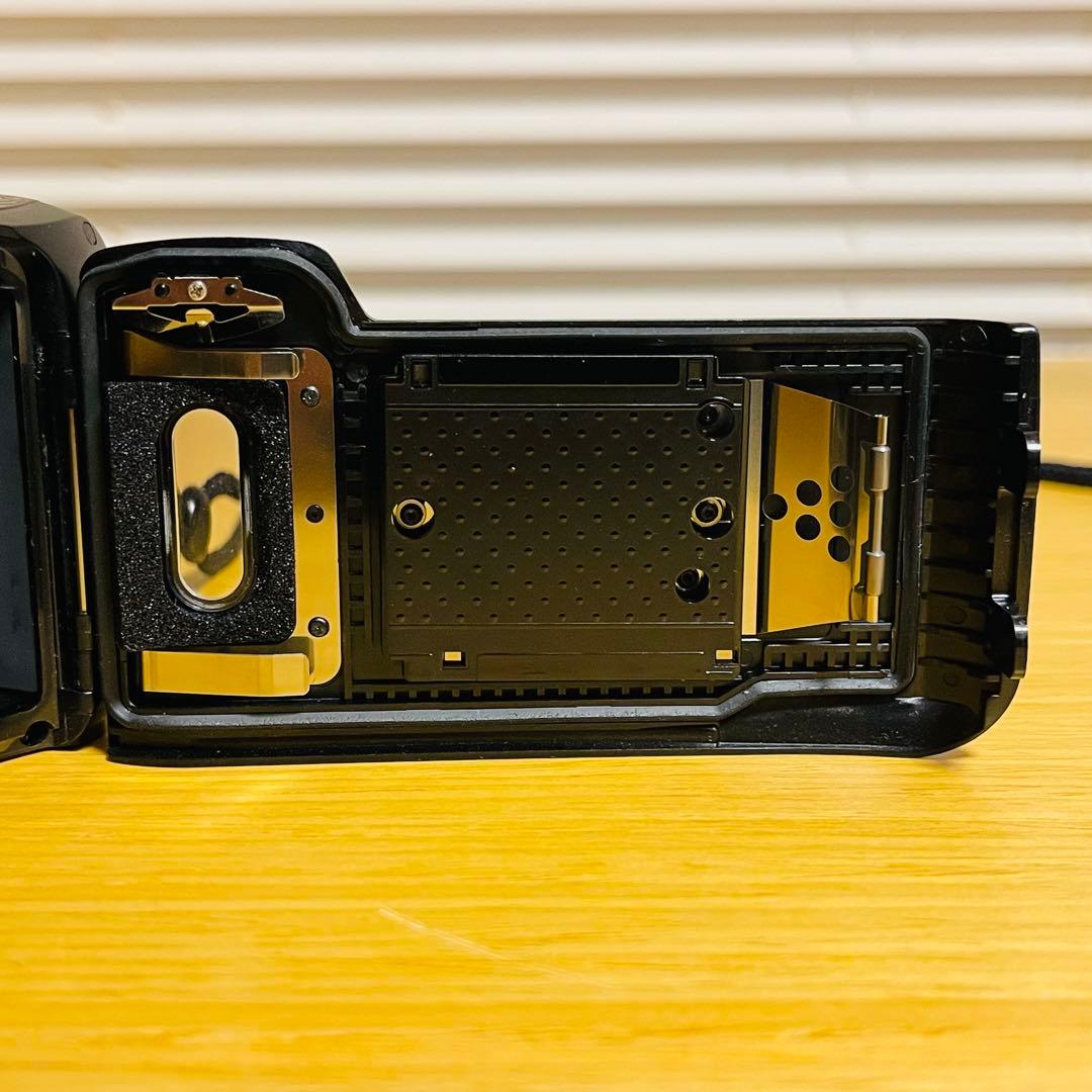 【激レア・動作品】英受賞モデル OLYMPUS μミューZOOM フィルムカメラ