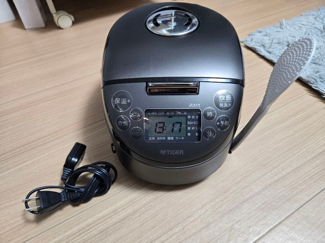 タイガー 3合炊き IH炊飯ジャー 炊きたて JPF-G055