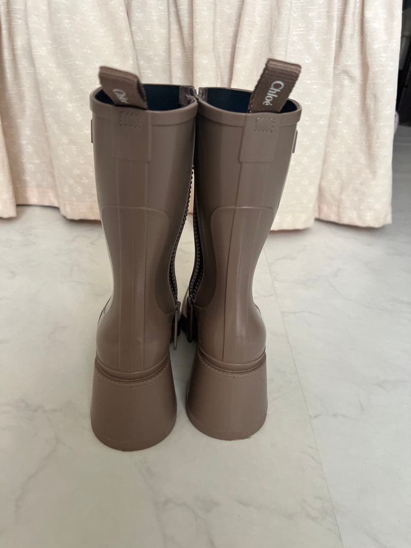 【美品】Chloe Betty レインブーツ ベージュ 長靴