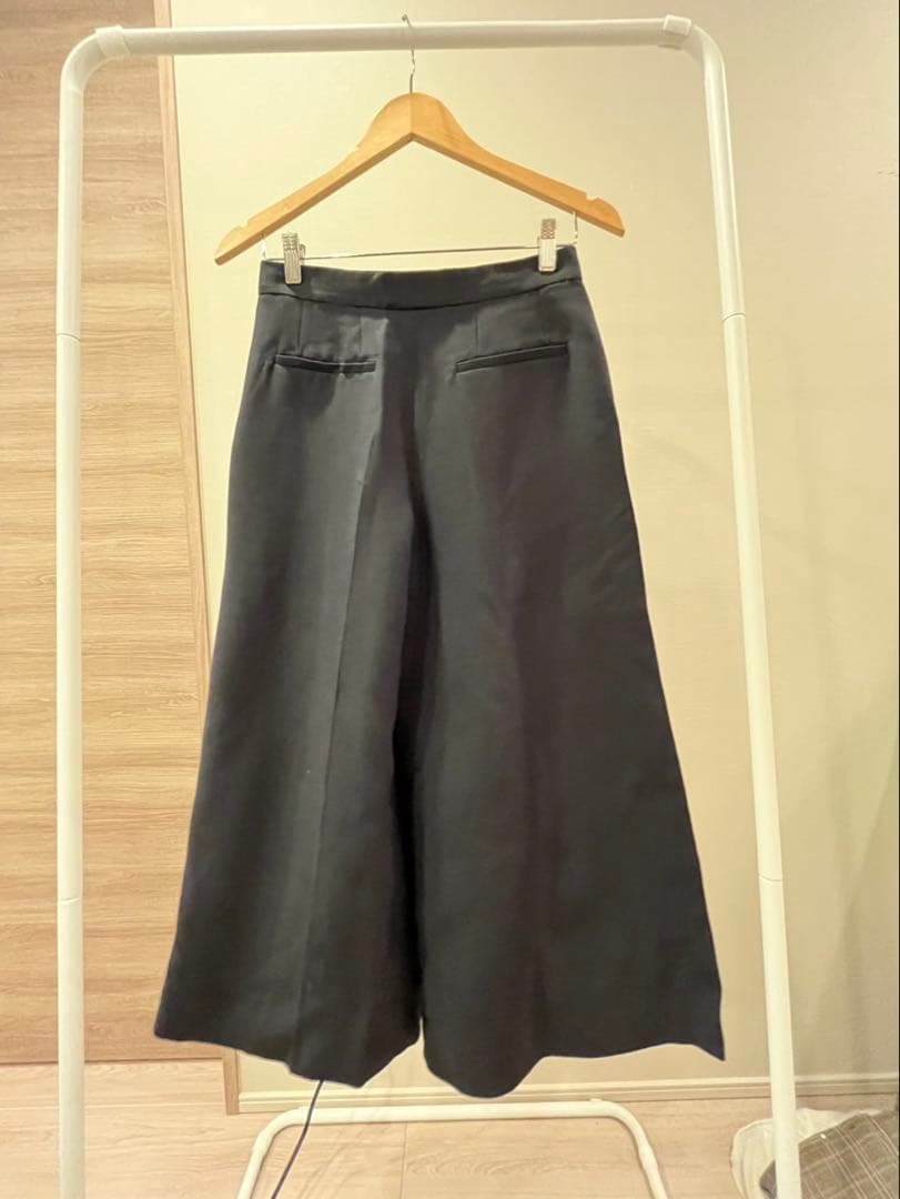 備品Christian Dior ブラック ガウチョパンツ