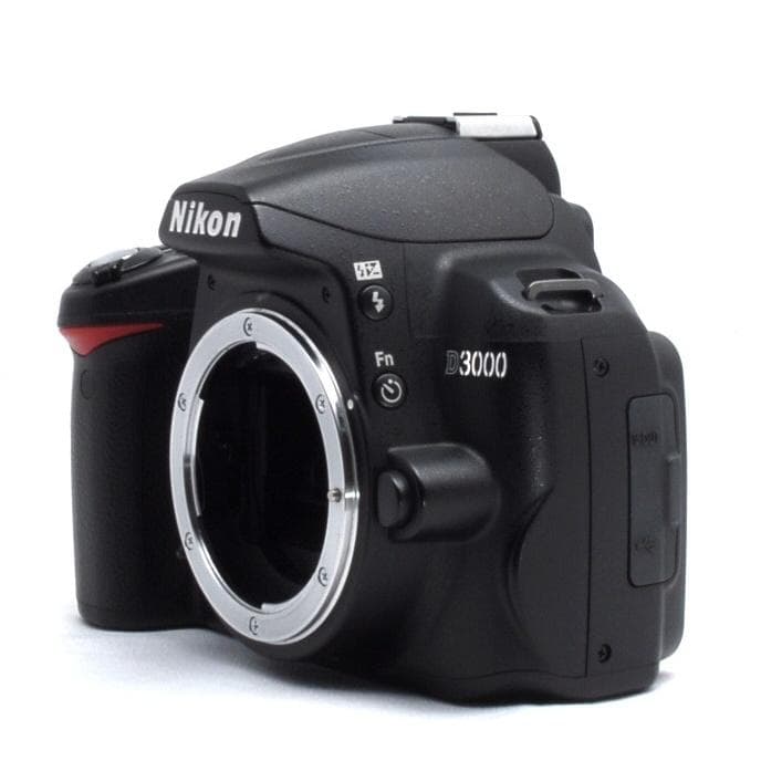 ★届いてすぐ使える安心セット★小型軽量★ガイドモード搭載★Nikon D3000