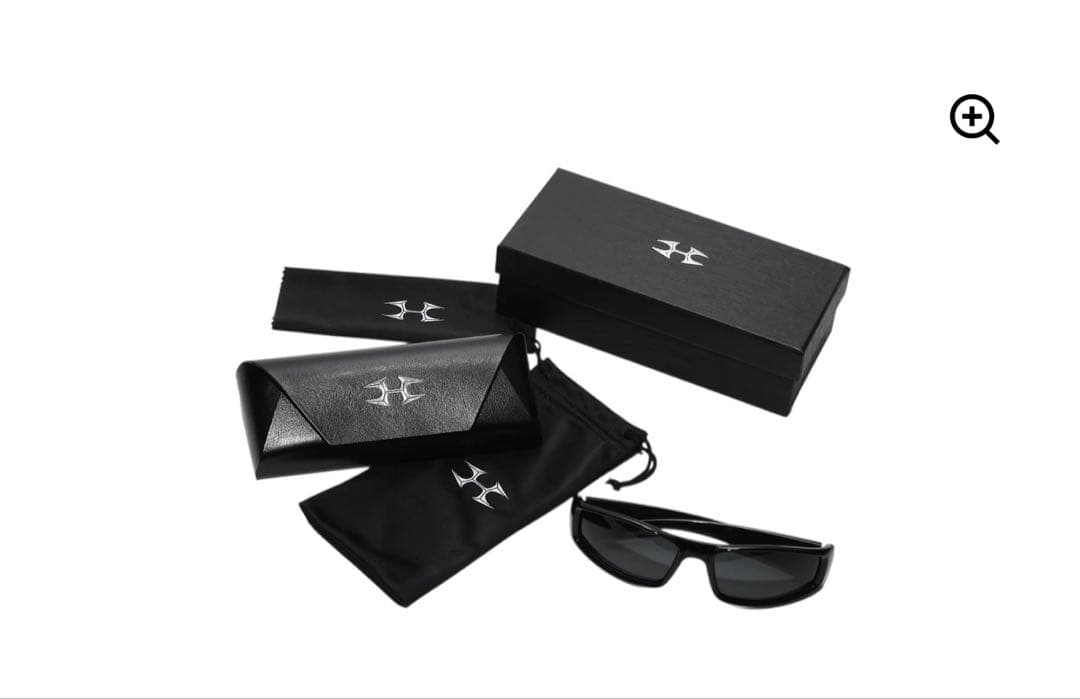 あ*様 最安価 helix LOGO SUNGLASSES BLACK io着用