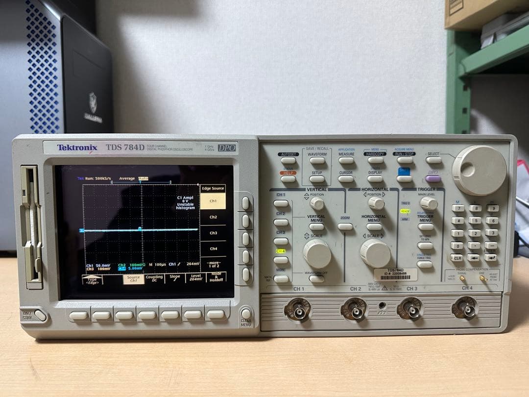 i*0様 Tektronix TDS 784D デジタルオシロスコープ中古