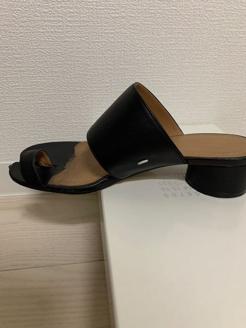 Maison Margiela ブラック トングサンダル ミュール