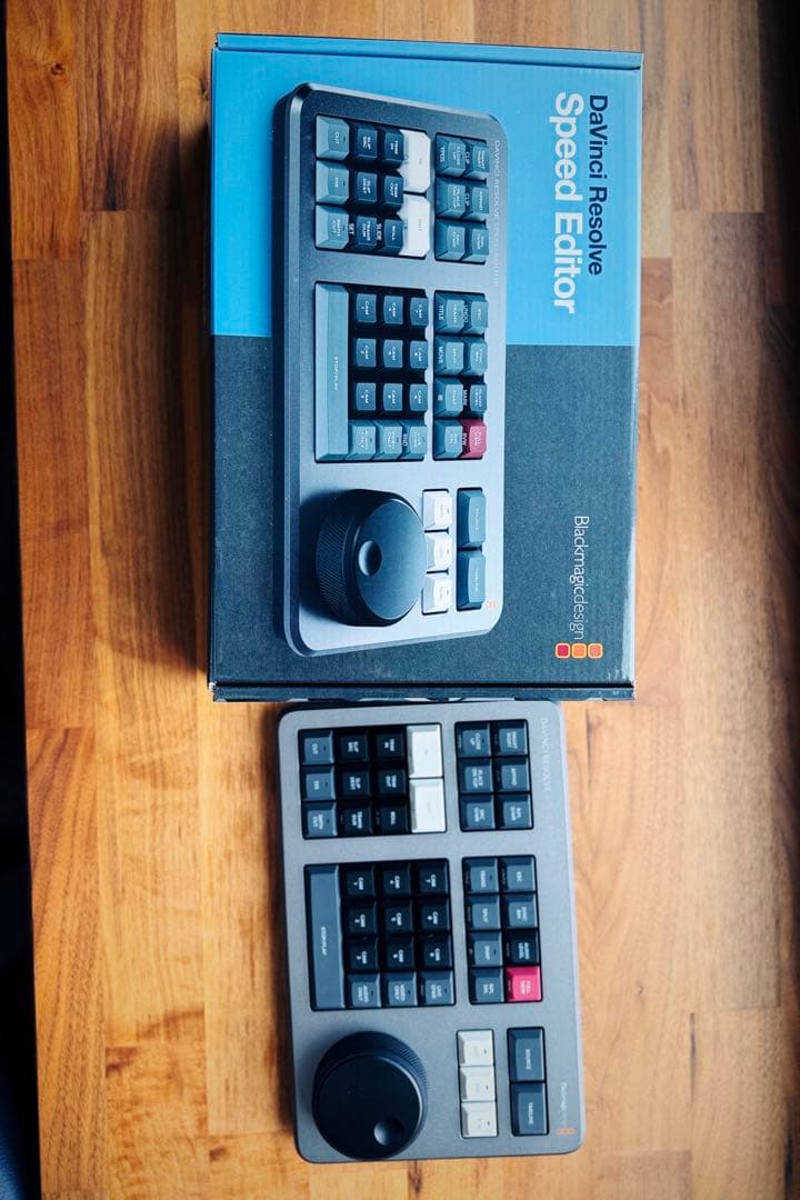 DaVinci Resolve Speed Editor 本体