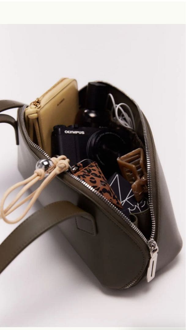 ❤️美品❤️ADD CULUMN レザーショルダーバック・ボディバック 2way