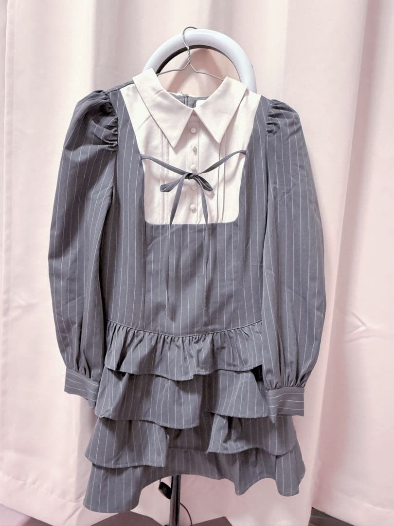 piumヨーク切り替えティアードミニワンピース