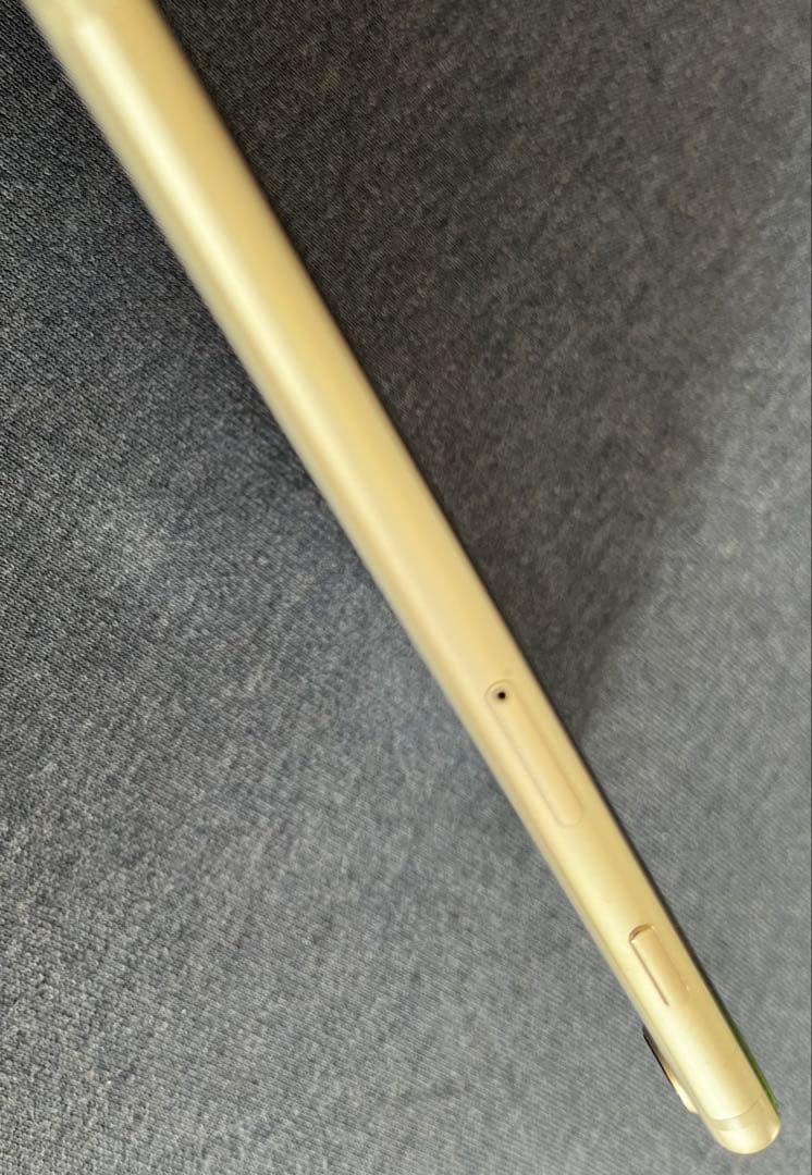 iPhone SE3 スターライト 64GB ホームボタン故障