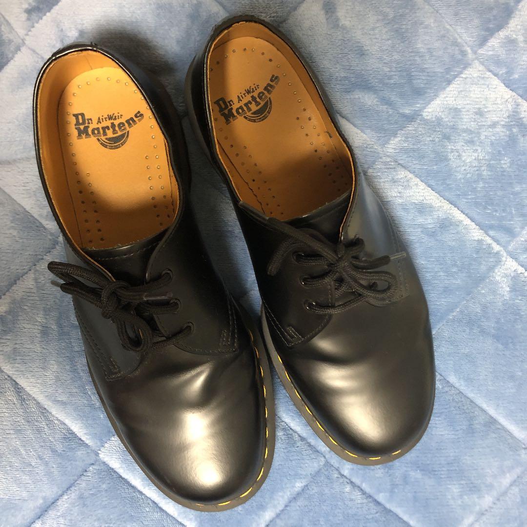 ドクターマーチン 3ホール 革靴