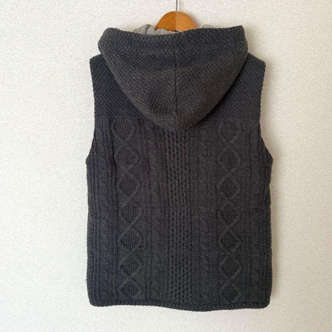 Burberry バーバリー　ブラックレーベル　ケーブルニット　ベスト　グレー