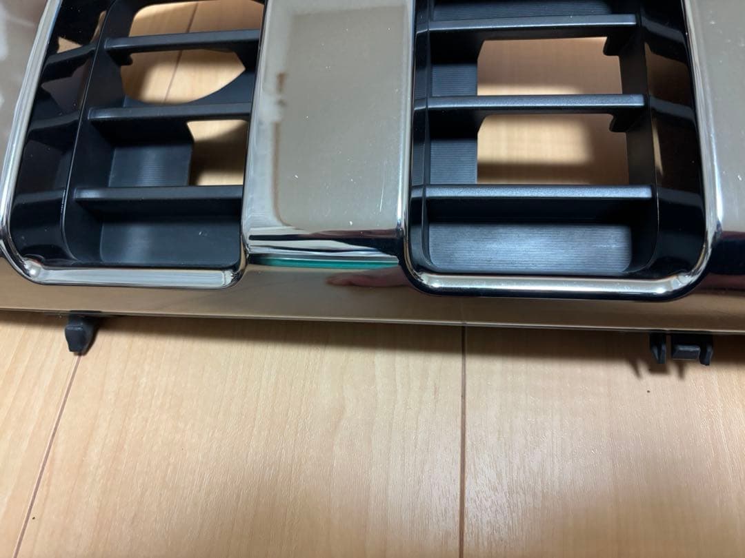 JB23 ジムニーランドベンチャー純正グリル　10型