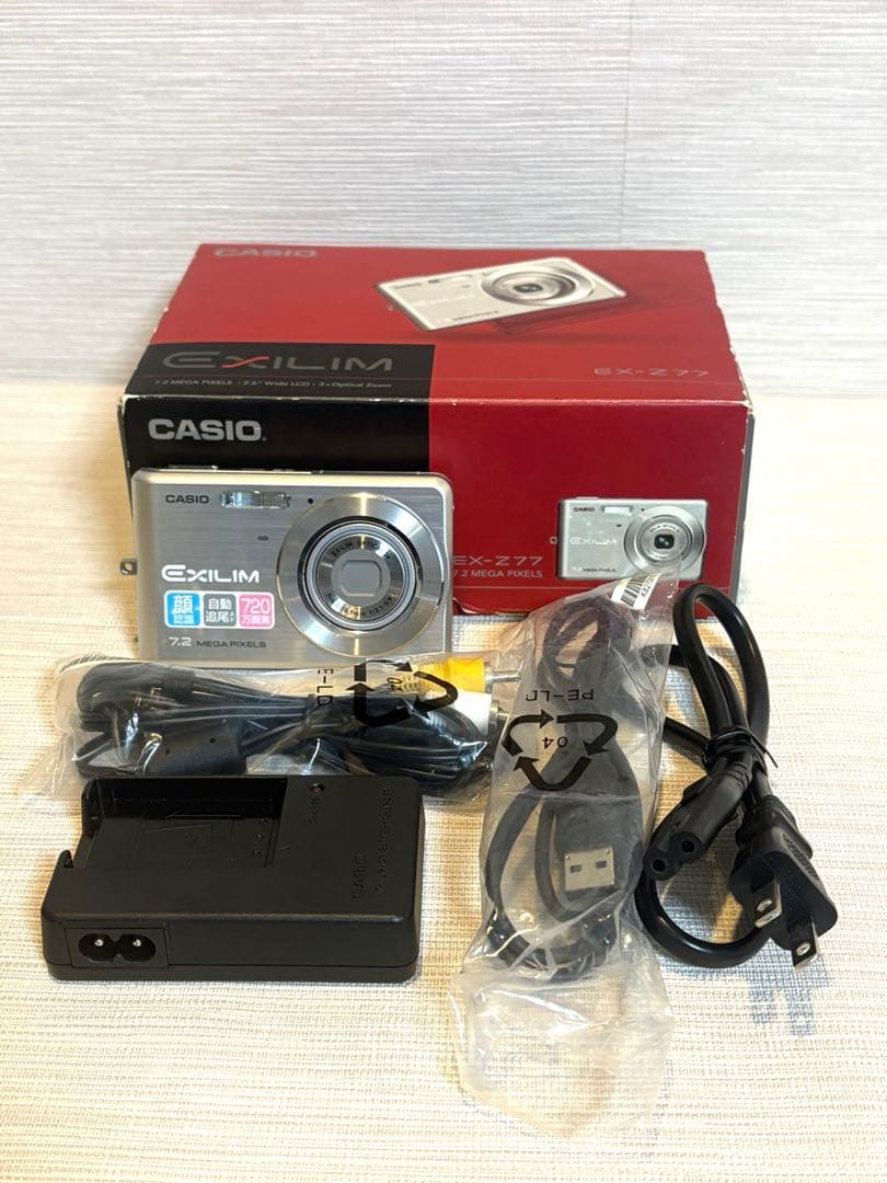 【美品】CASIO デジカメ EXILIM EX-Z77 シルバー