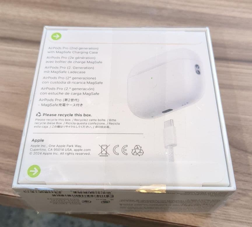 新品未開封 Apple AirPods Pro 2 MTJV3J/A レシート