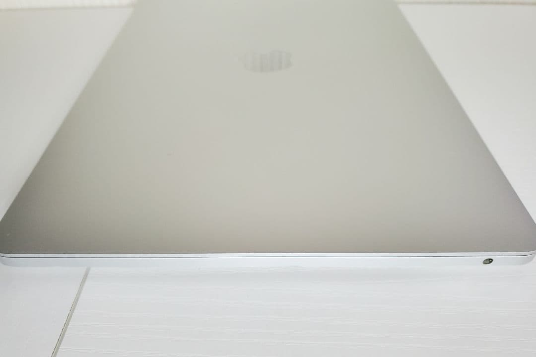 MacBook Pro13 2017年 8GB 256GB A1708