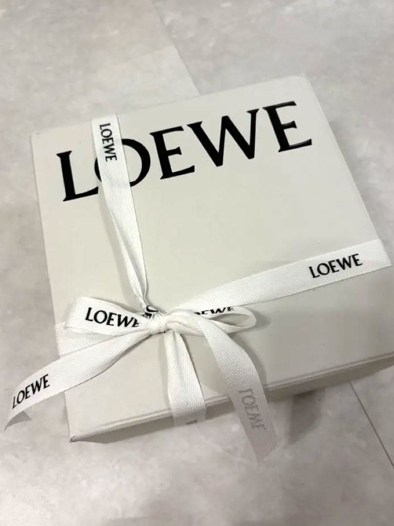 限定SALE新品未使用品 LOEWE タンアナグラムストラップ¥95,700