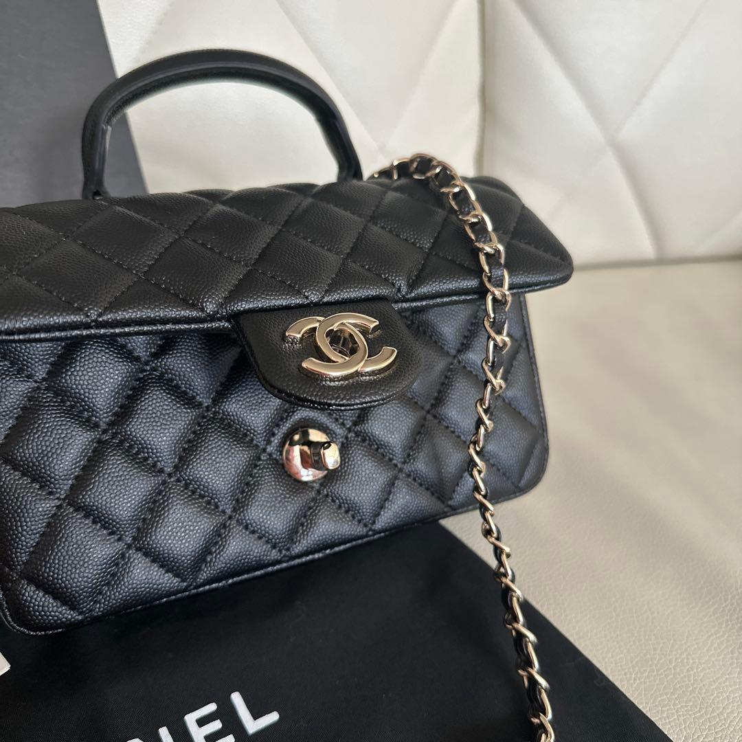 CHANEL ショルダーバック　マトラッセ　新品未使用ノベルティ　キャビアスキン