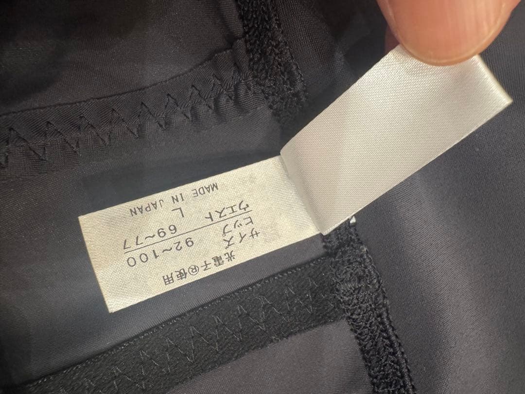 【新品未使用】グラントイーワンズ　タイカンスパッツ　Lサイズ