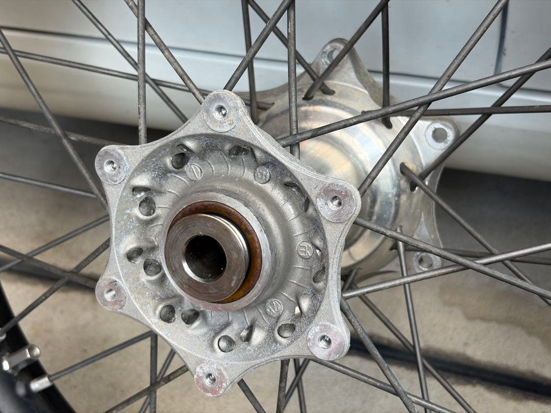 ２０２２年式　ktm 250excTPI 純正ホイール