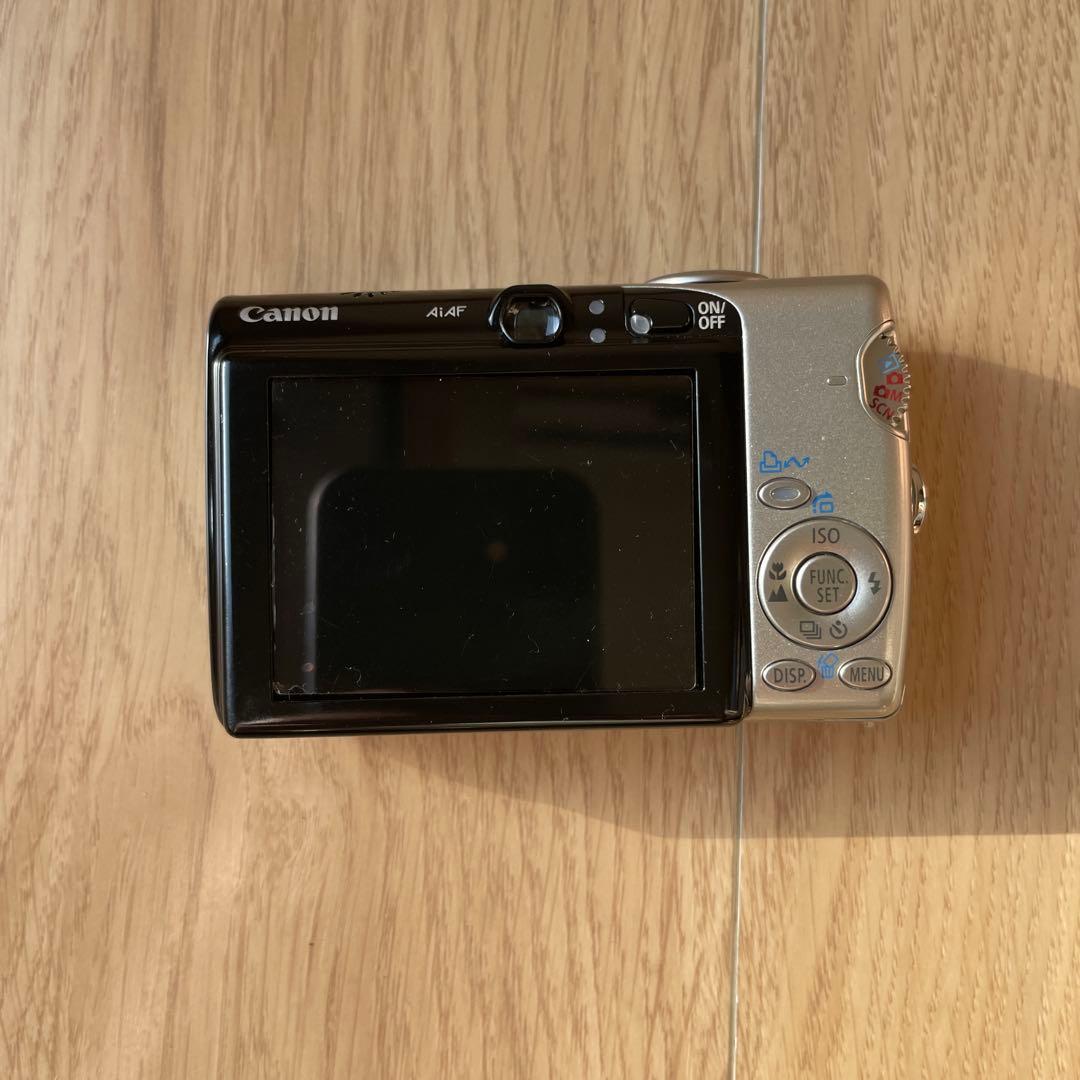 Canon キャノン　IXY 800IS　シルバー　イクシー　デジタルカメラ