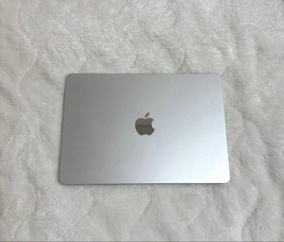 【バッテリー100%】MacBook Air M2 13.6インチ 256GB
