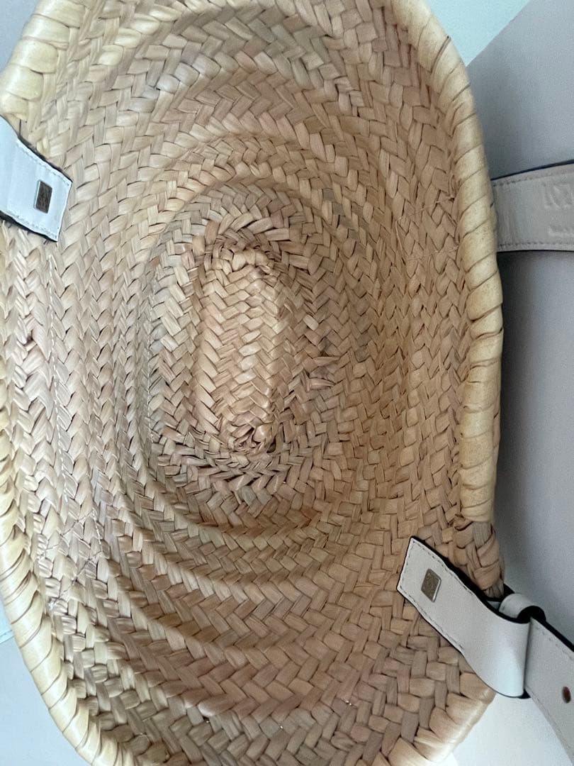 LOEWE ロエベ 白ロゴ入りバスケットバッグ スモール ベージュ