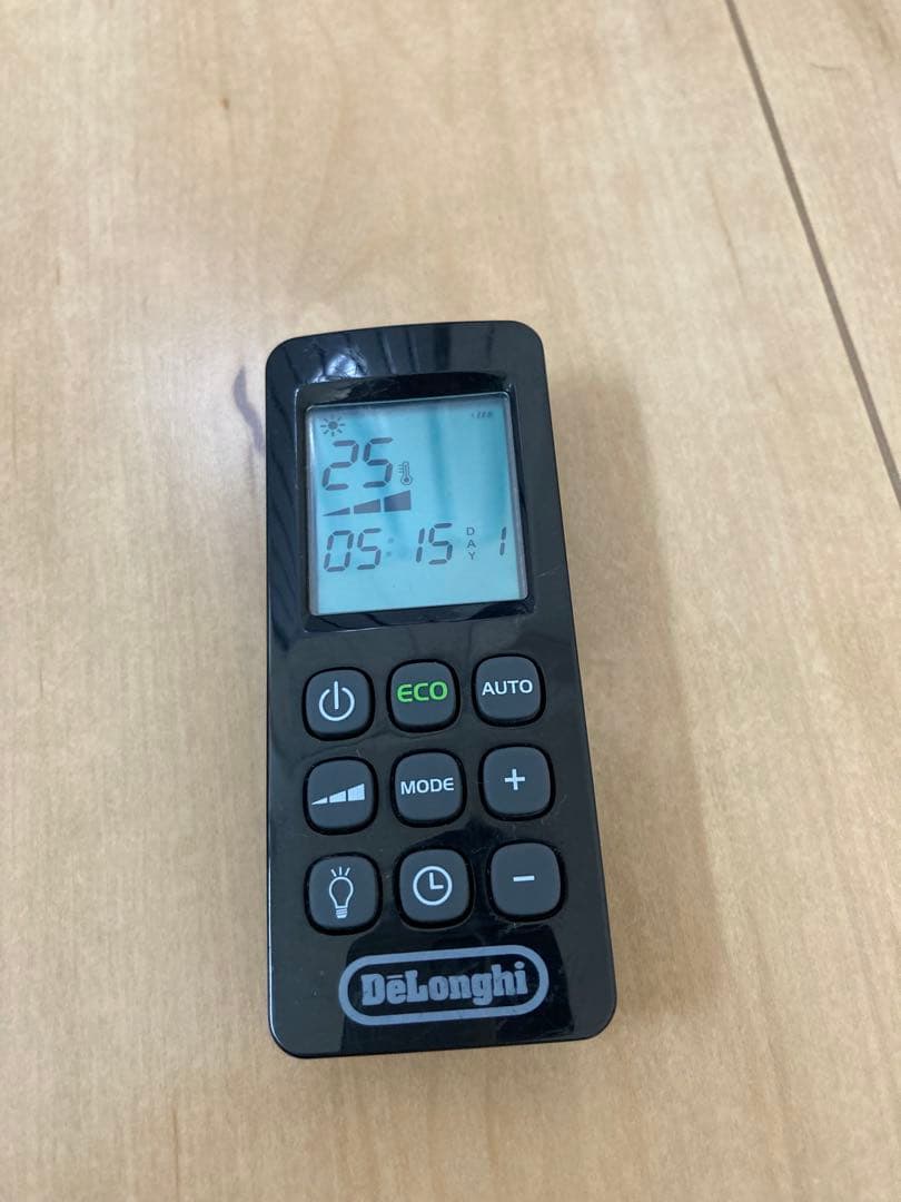 デロンギ　ヒーター　DeLonghi MDH15-BK