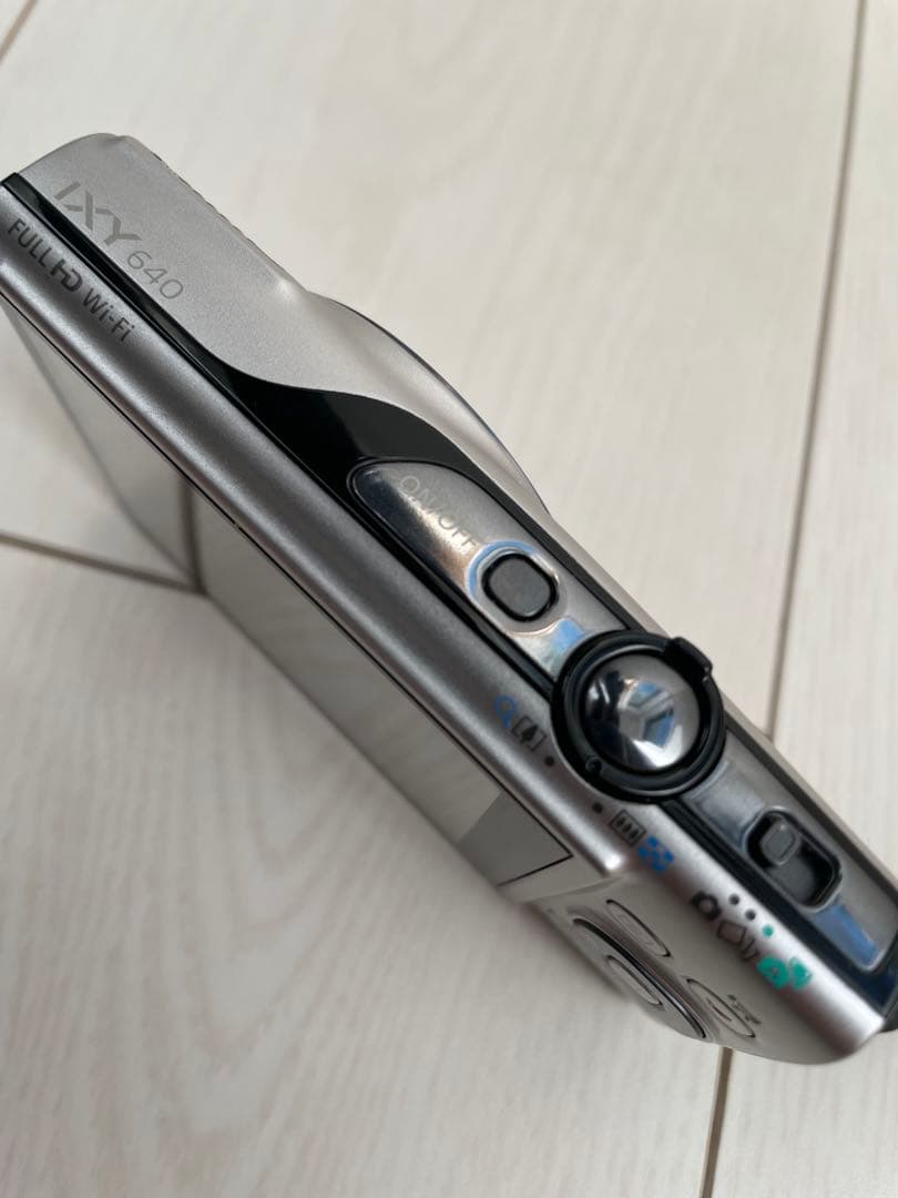 Canon IXY 640 シルバー コンパクト デジタルカメラ