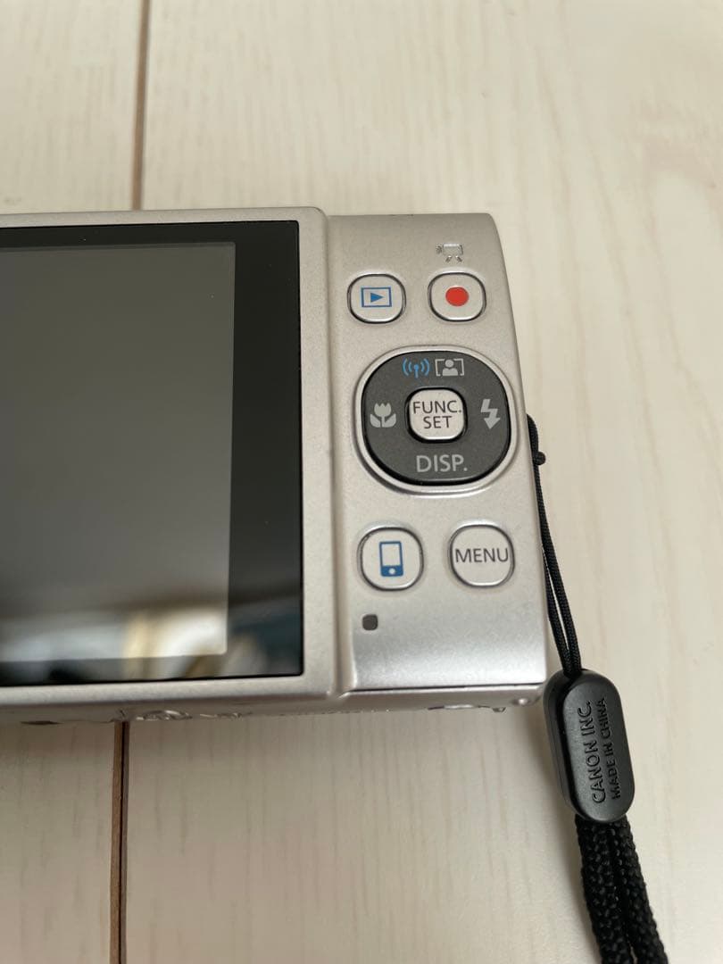 Canon IXY 640 シルバー コンパクト デジタルカメラ