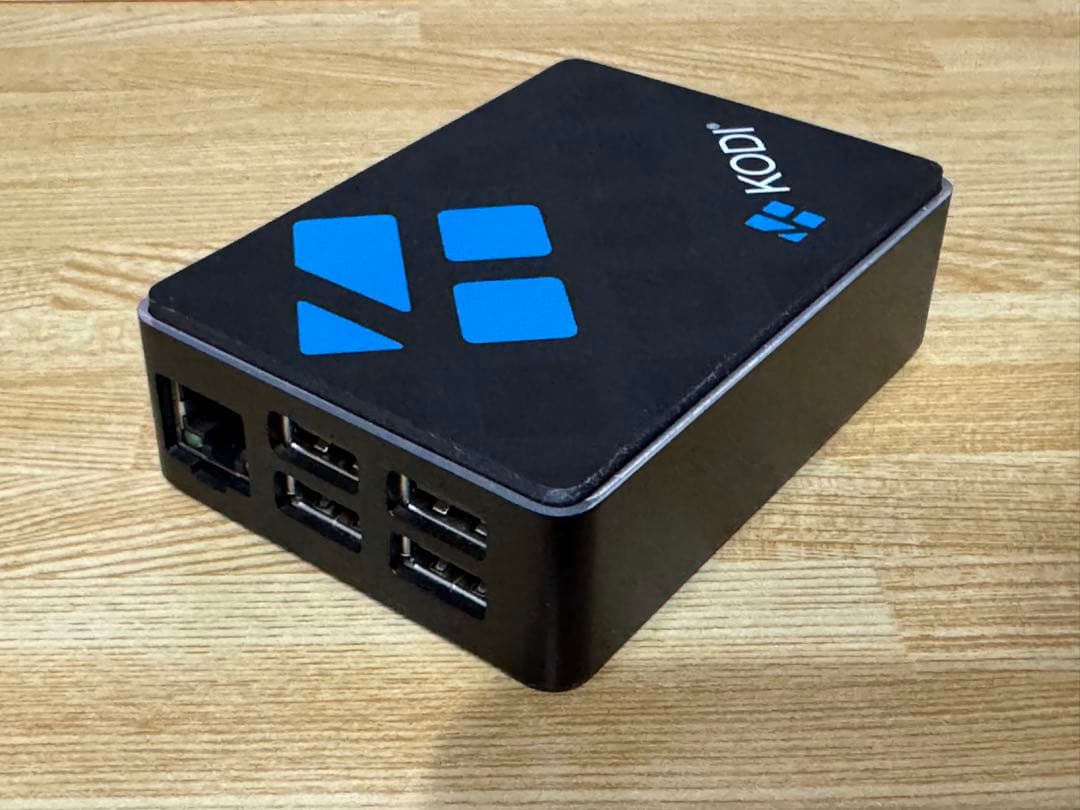 Raspberry Pi3 ModelB+ FLIRC KODIケース 電源付き